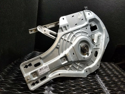 07 08 09 Hyundai Tucson Front Left Driver Door Window Regulator OEM 89k