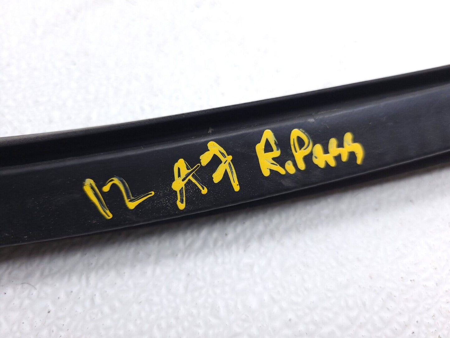 12 13 14 15 16 17 Audi A7 Door Weatherstrip Seal Rear Right Passenger Side OEM