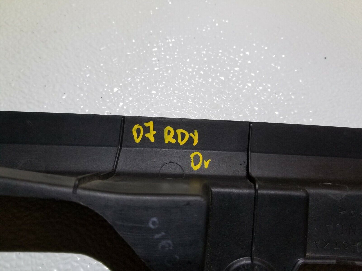 07 08 09 Acura RDX Driver Left Front Fender Upper Trim Cover 74207stk OEM
