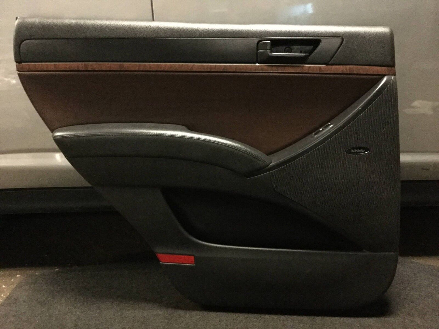 07 08 09 10 11 12 Hyundai Veracruz Rear Left Door Trim Panel Driver Side OEM
