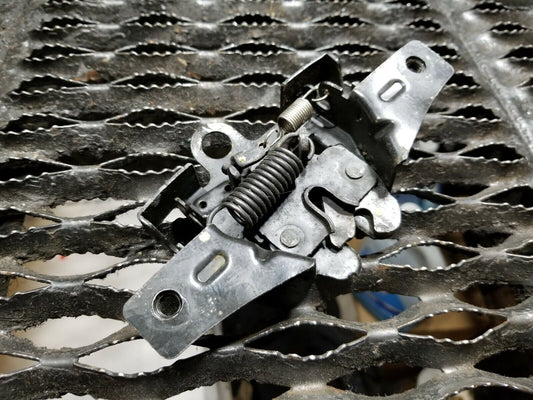13 14 15 16 Nissan Versa Hood Lock Latch Actuator OEM 95k