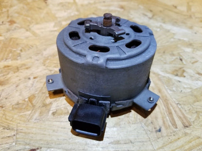 15 16 17 Chevrolet Equinox Engine Cooling Fan Motor OEM 24k