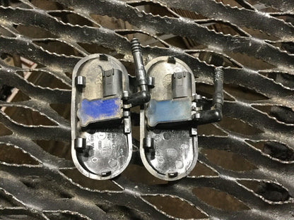 05 06 07 08 Audi A4 Right Or Left Washer Sprayer Nozzle OEM Per Each 1pc