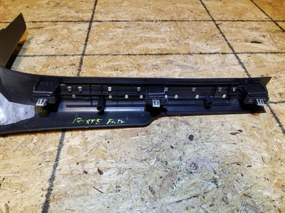 17 18 19 20 Cadillac Xt5 Front Left Driver Side Lower Scuff Plate Trim OEM 34k