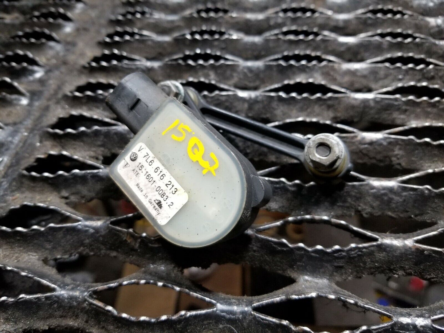 11 12 13 14 15  Audi Q7 Headlight Leveling Sensor Front Left OEM 87k