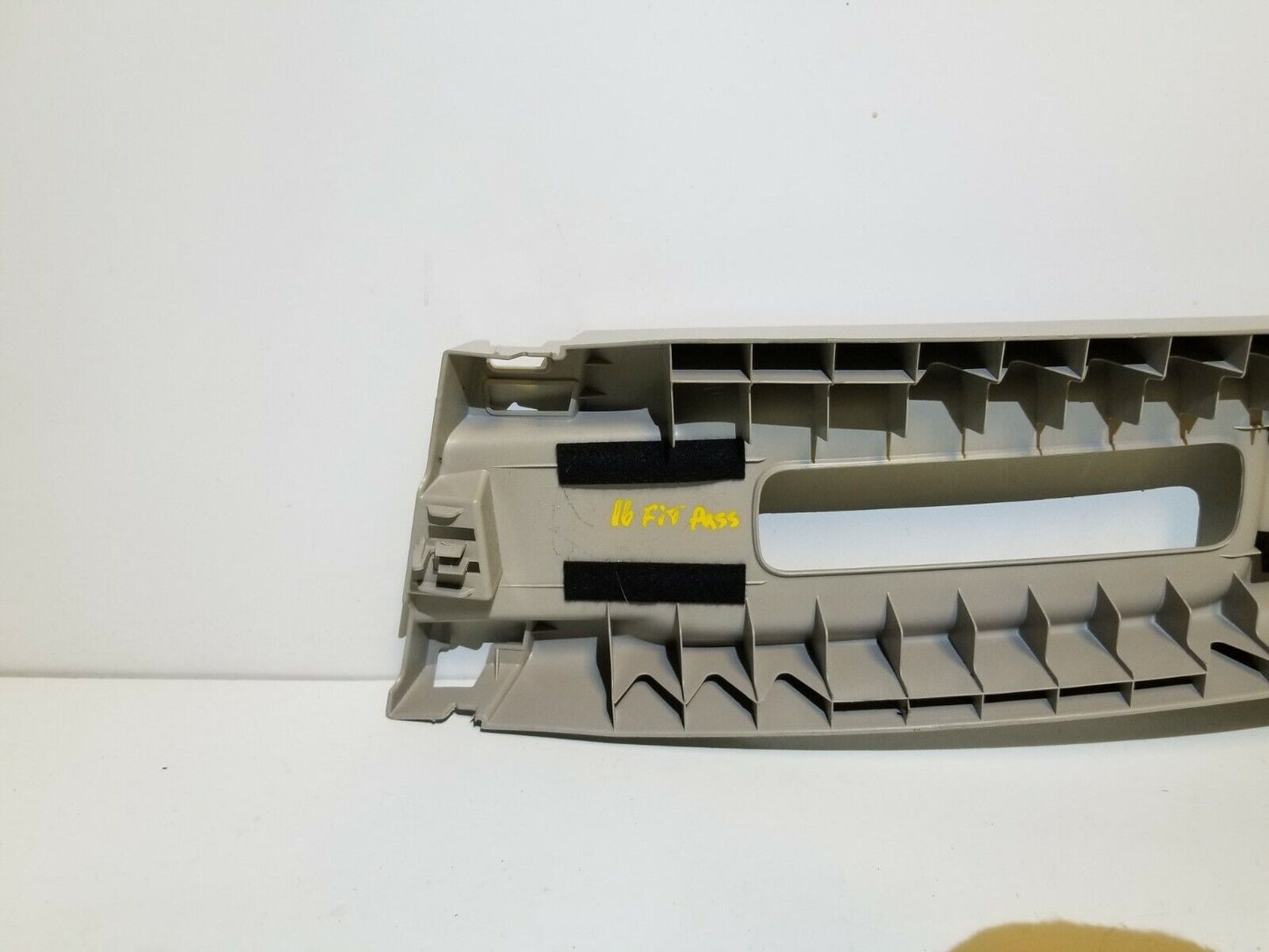 15 16 17 Honda Fit Right Pass Side Center Upper B Pillar Trim OEM 26k Miles