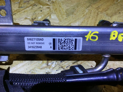 2015 2016 2017 Jeep Renegade 2.4l Fuel Rail 4627120ad OEM