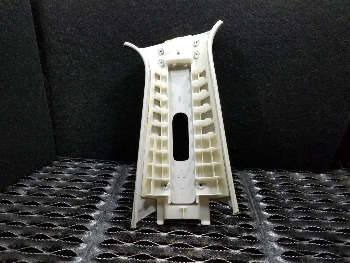 08 09 10 11 12 Chevy Malibu Center Upper Left Driver B Pillar Trim Panel OEM