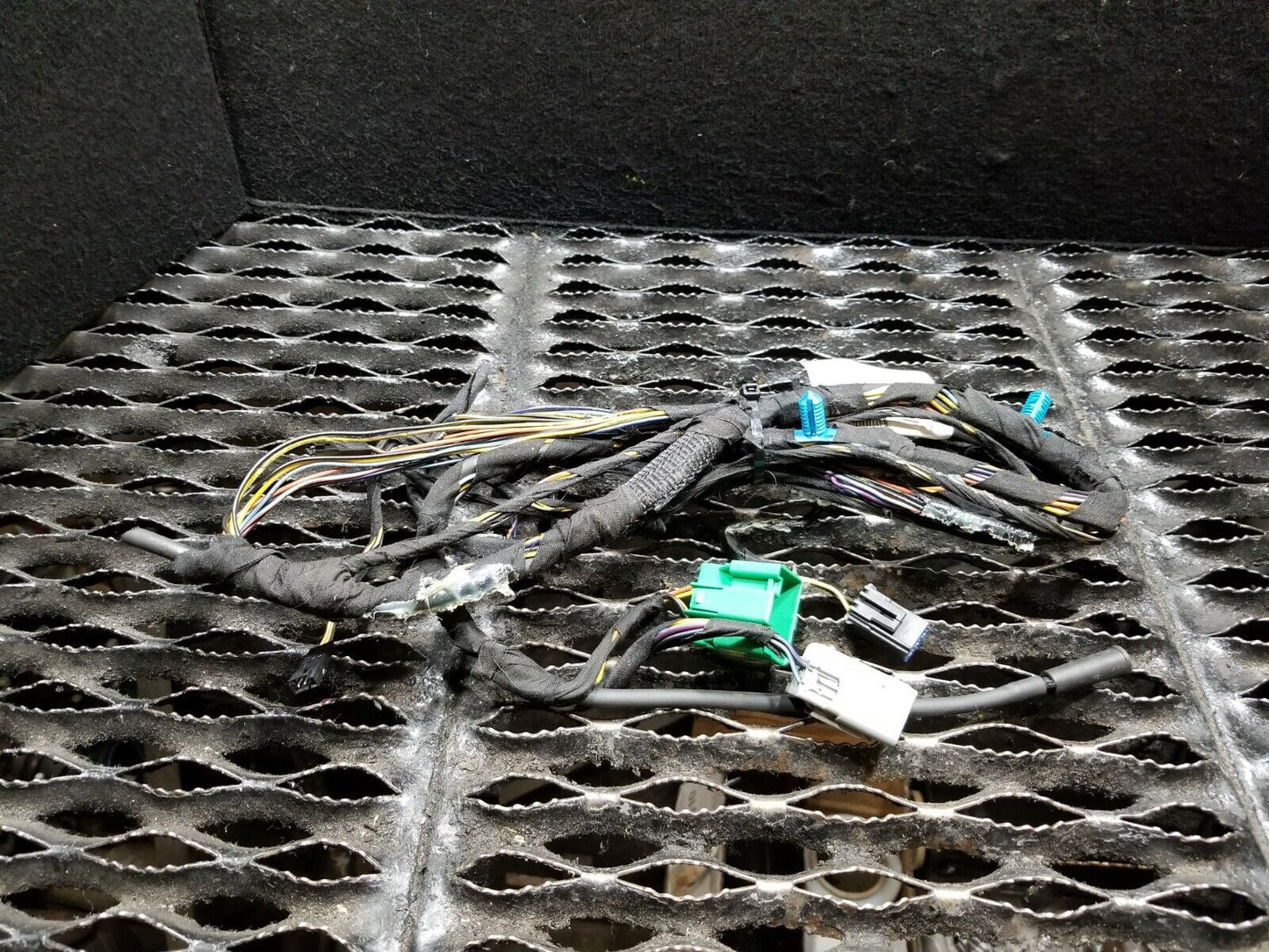 14 2014 Dodge Grand Caravan Rear Trunk Tailgate Electric Wire Harness OEM 34k