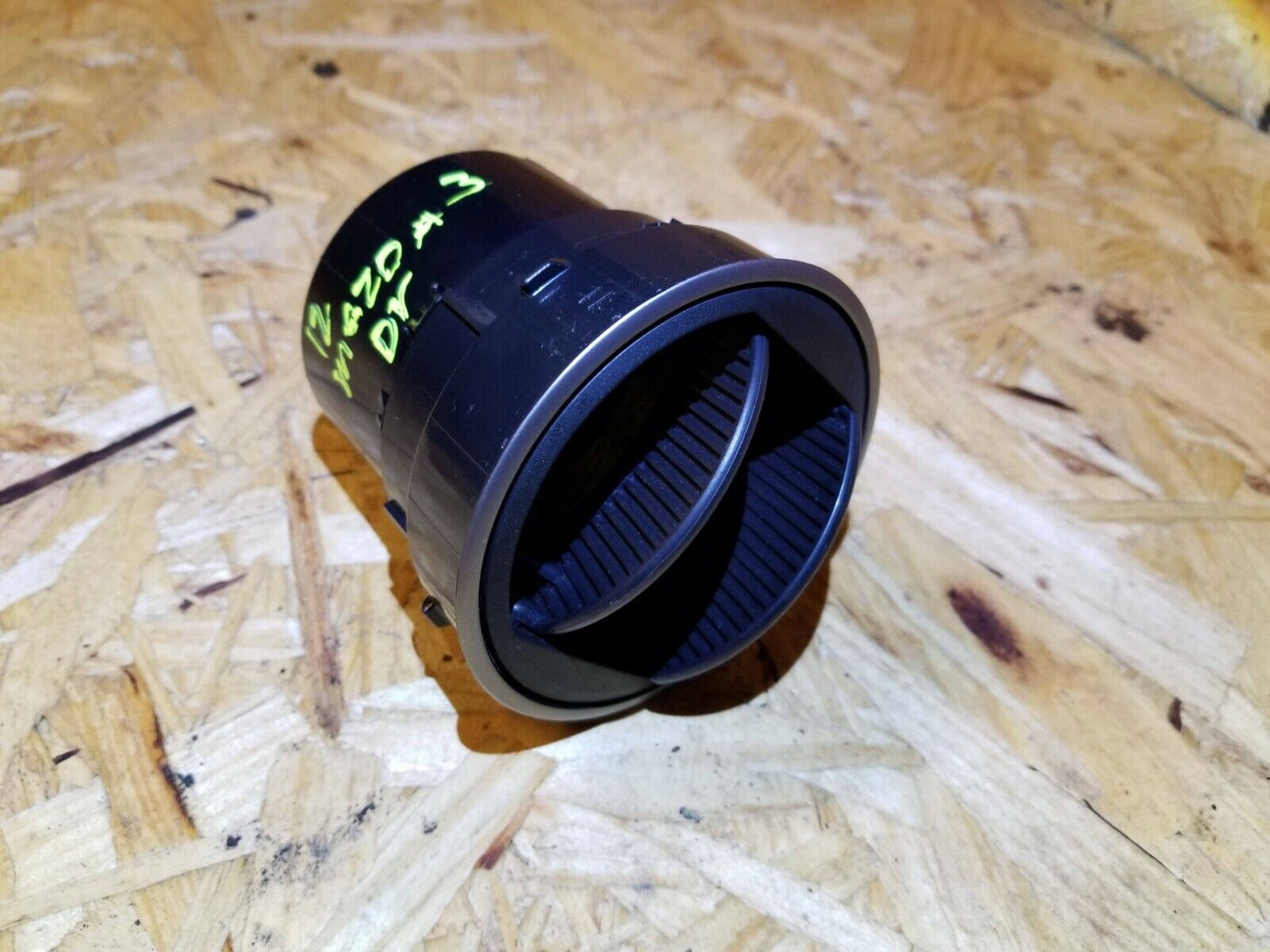 10 11 12 13 Mazda 3 Front Air Vent Left Driver Side OEM