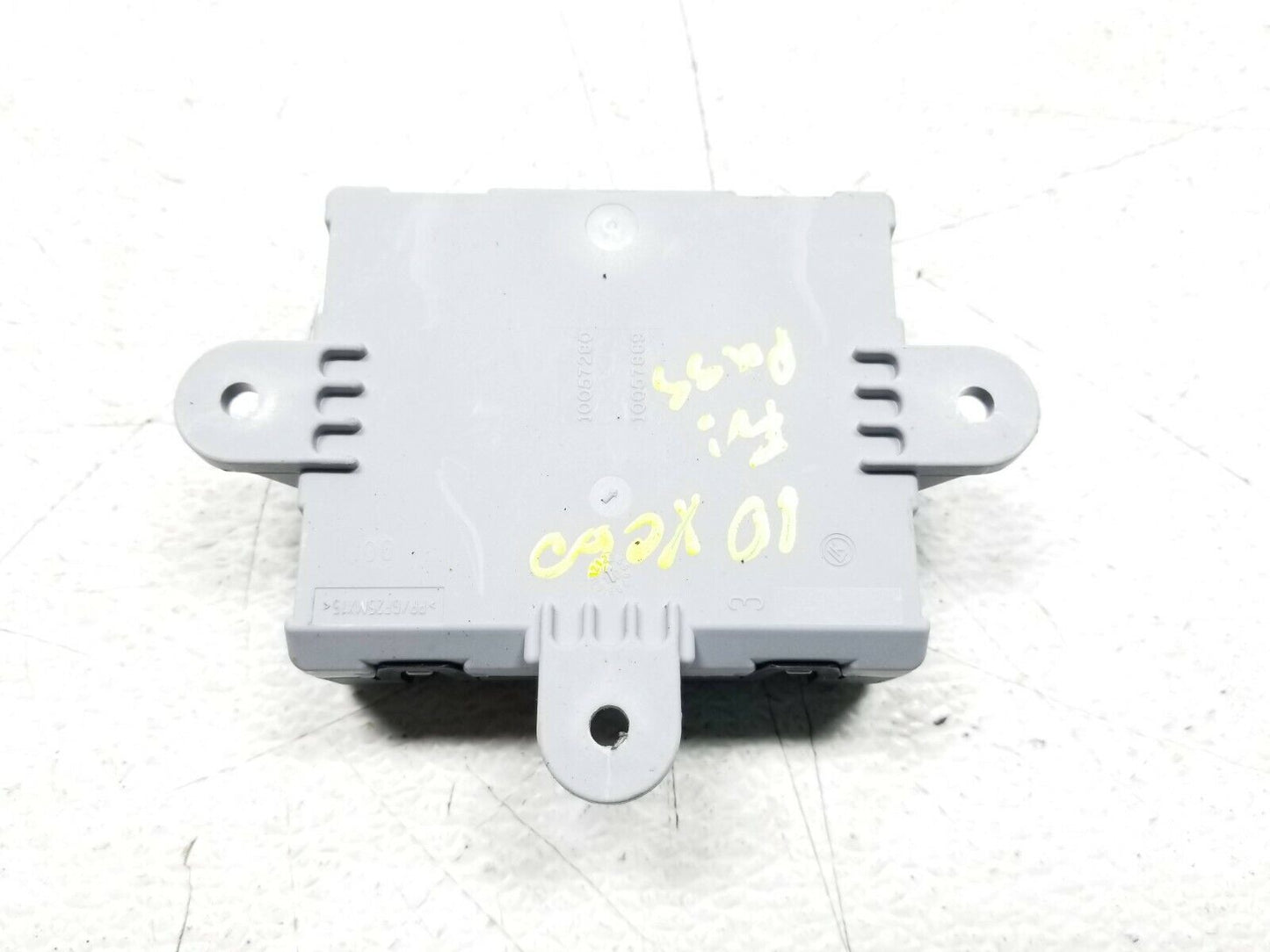 10 11 12 13 Volvo XC60 Front Right Pass Door Control Module OEM