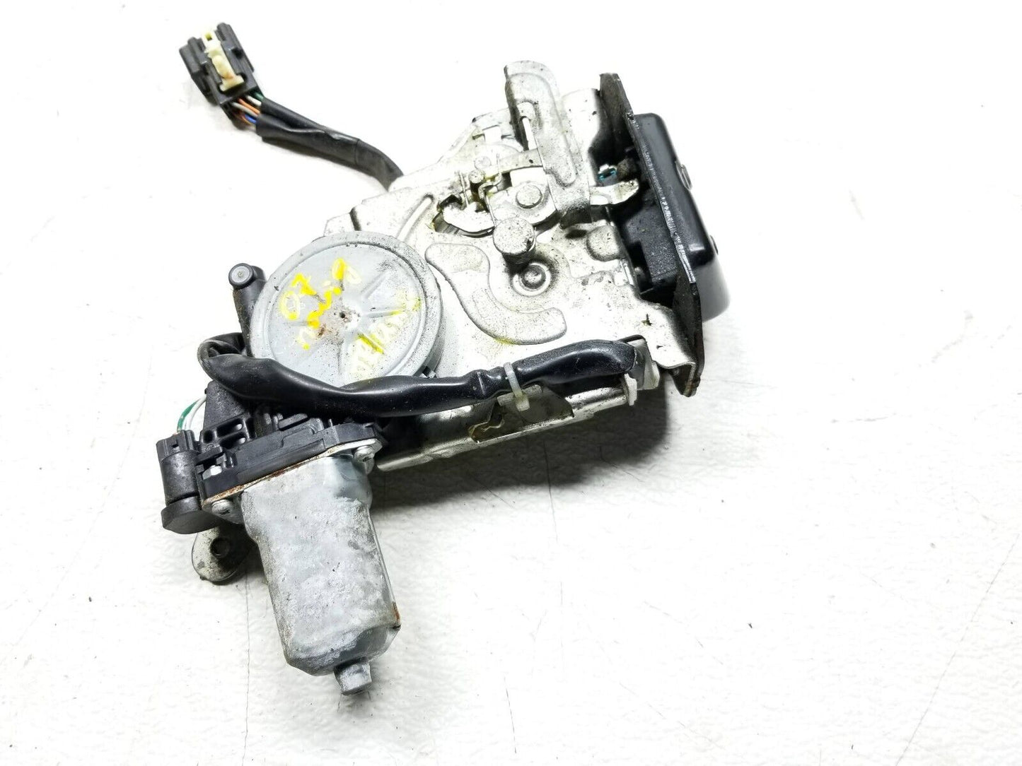 07 08 09 10 11 12 13 Lincoln Navigator Rear Trunk Lift Gate Lock Actuator OEM