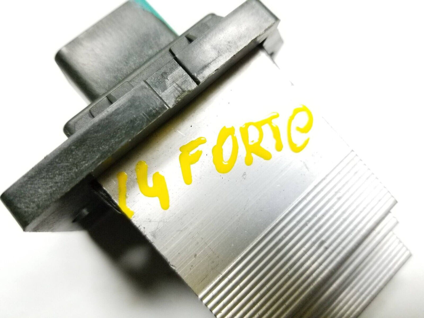 14 15 16 Kia Forte Blower Motor Resistor OEM 73k