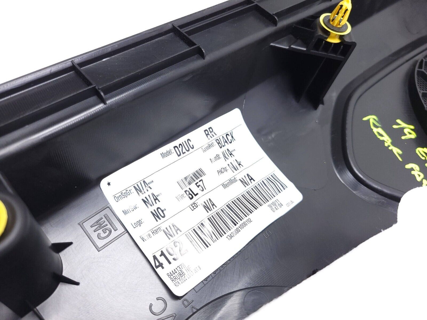 18 19 20 21 Chevrolet Equinox Door Trim Panel Rear Right Passenger Side OEM