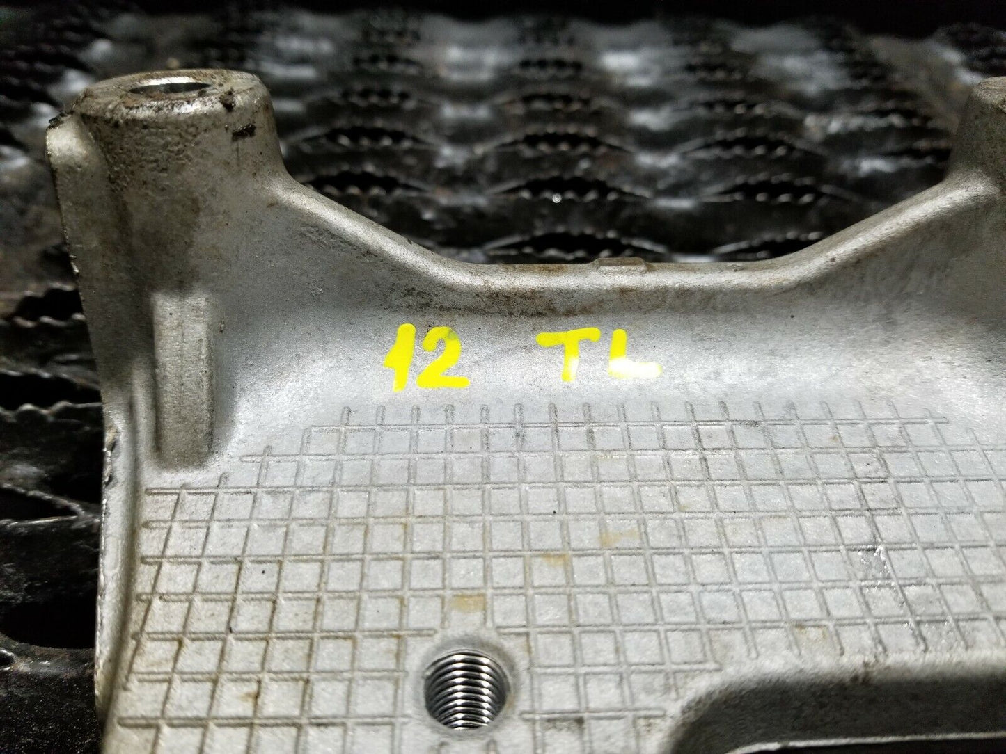 09 10 11 12 13 14 Acura Tl 3.5l  Engine Motor Mount Support Bracket OEM