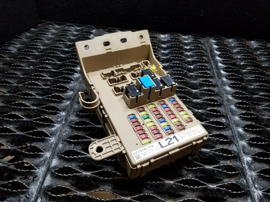 15 16 17 Subaru Legacy Interior Fuse Box 82201-al21a OEM 69k Miles