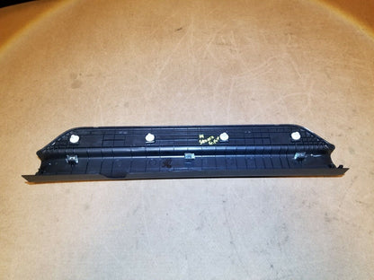 10 11 12 13 14 Hyundai Sonata Front Right Pass Door Scuff Plate Trim OEM 55k