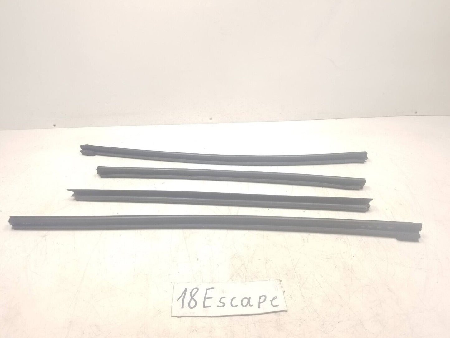 17 18 19 Ford Escape Glass Window Wetherstrip Slot Seal 4pcs OEM
