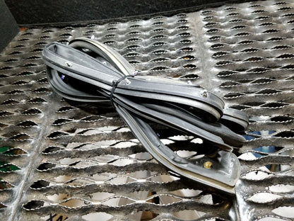 12 13 14 15 16 Jeep Patriot Rear Left Driver Door Weatherstrip Seal OEM 54k