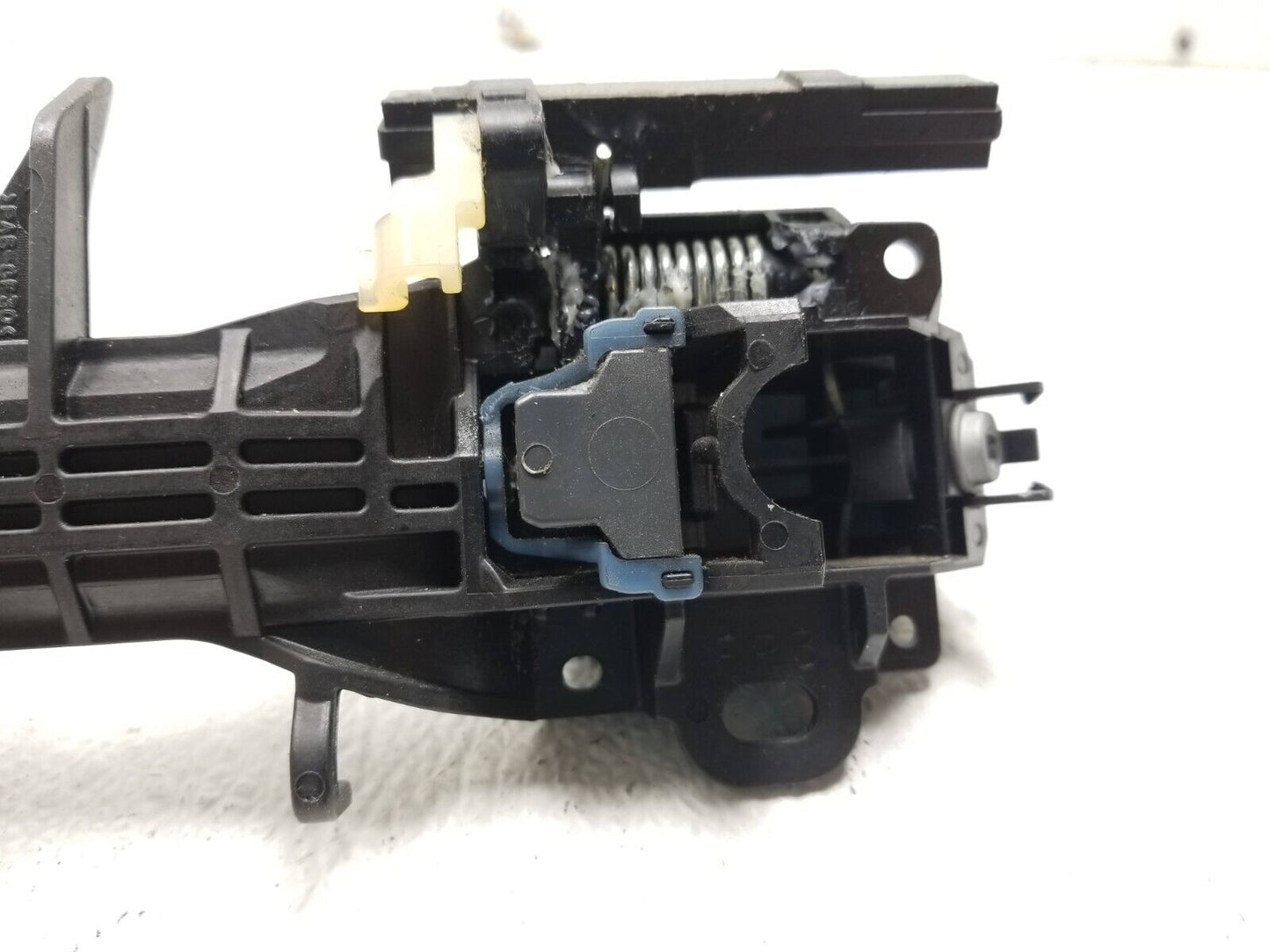 14 15 16 Subaru Forester Front Right Passenger Exterior Door Handle OEM