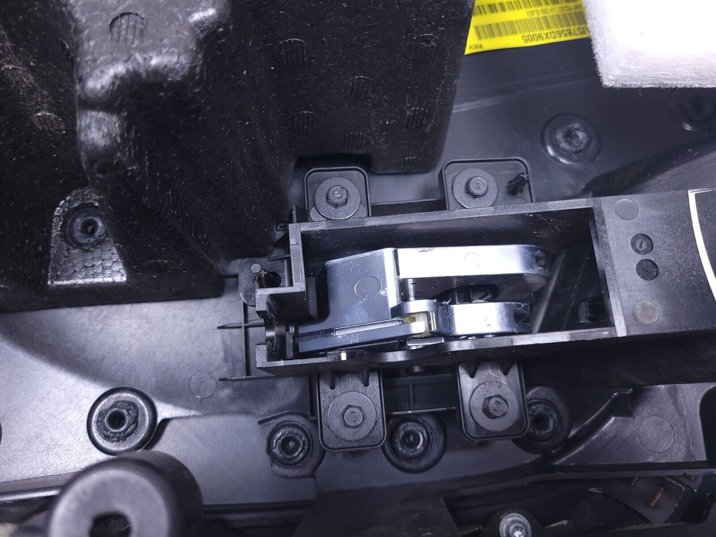 15 - 18 Dodge Challenger Front Door Trim Panel Left Driver Side OEM 87k