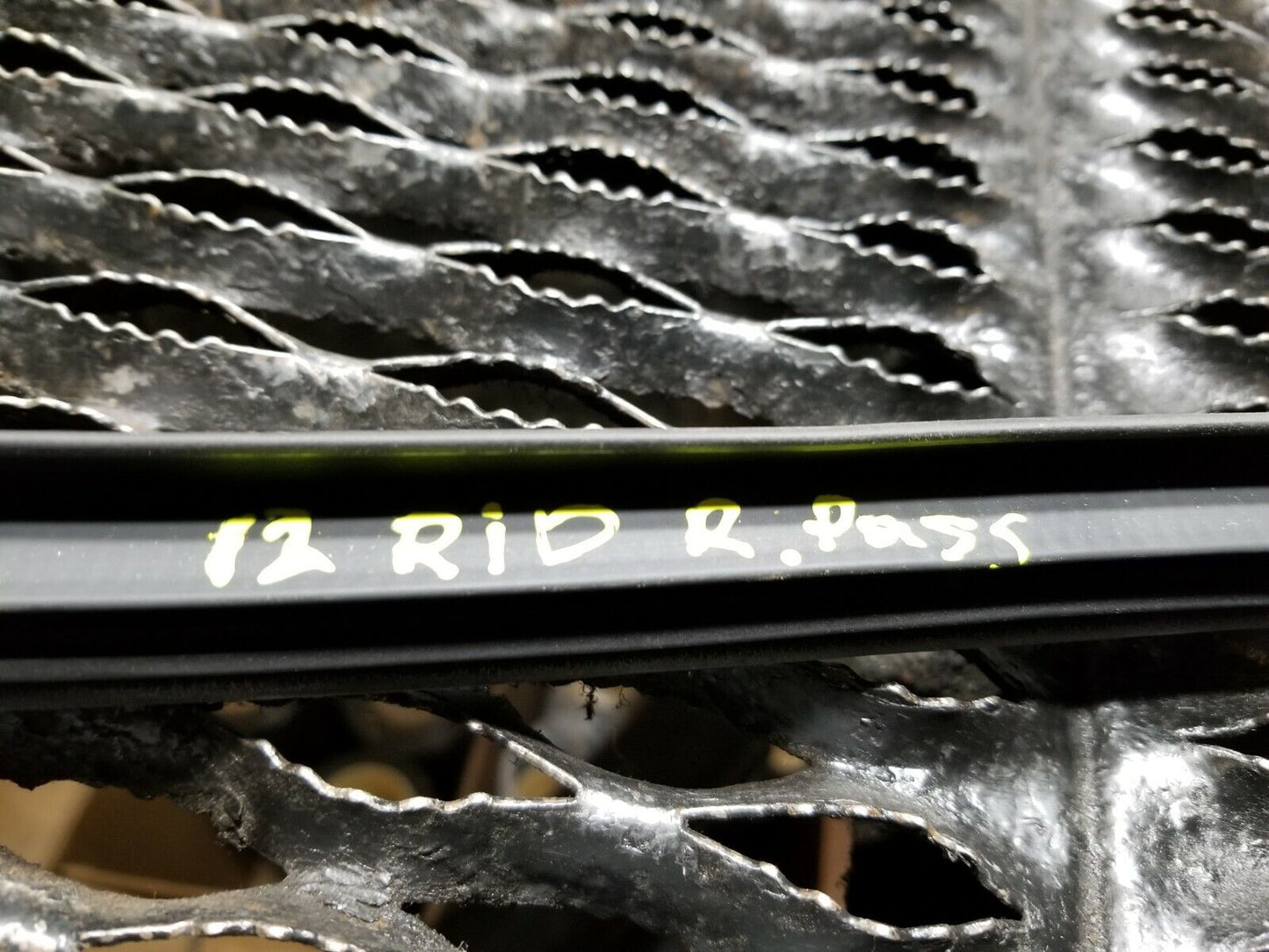 12 13 14 15 Kia Rio Rear Right Pass Side Door Weatherstrip Seal OEM