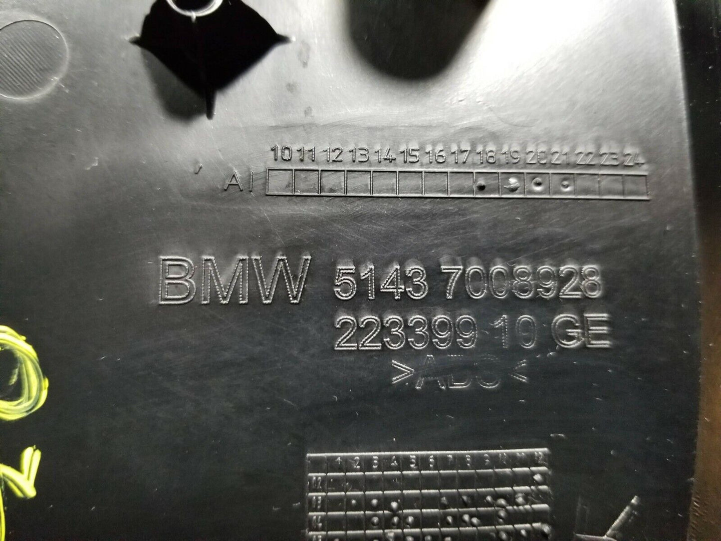 06 07 08 09 10 BMW 650i E63 Front Kick Panel Trim Passenger Side Right OEM