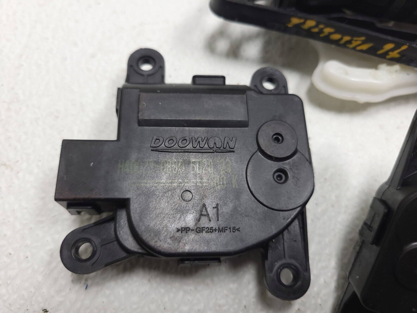 13 14 15 16 Hyundai Veloster HVAC AC Heater Blend Door Actuator 3pcs OEM