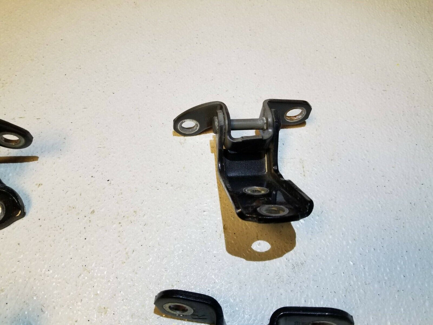 07 08 09 Lexus ES350 Right Passenger Side Door Hinge OEM
