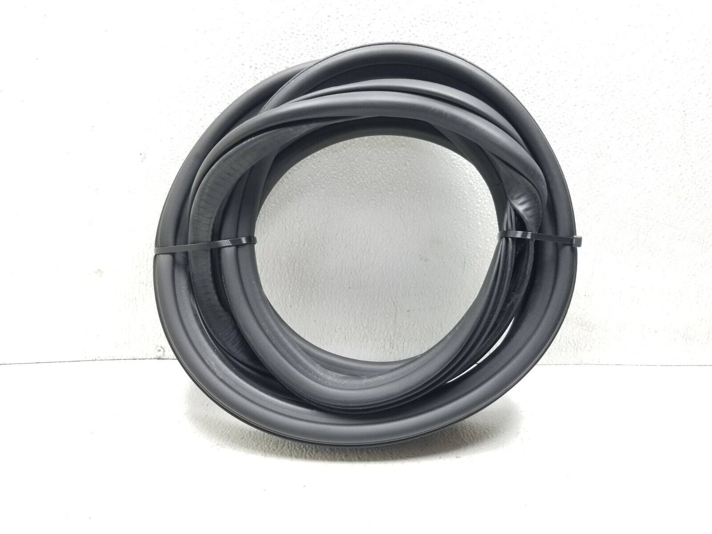 13 14 15 16 Audi A4 S4 Door Weatherstrip Seal Rear Right Passenger Side OEM