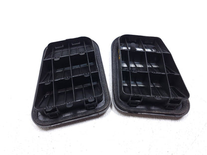 14 15 16 17 Hyundai Elantra Gt Quarter Panel Air Pressure Vent Grille Pair OEM