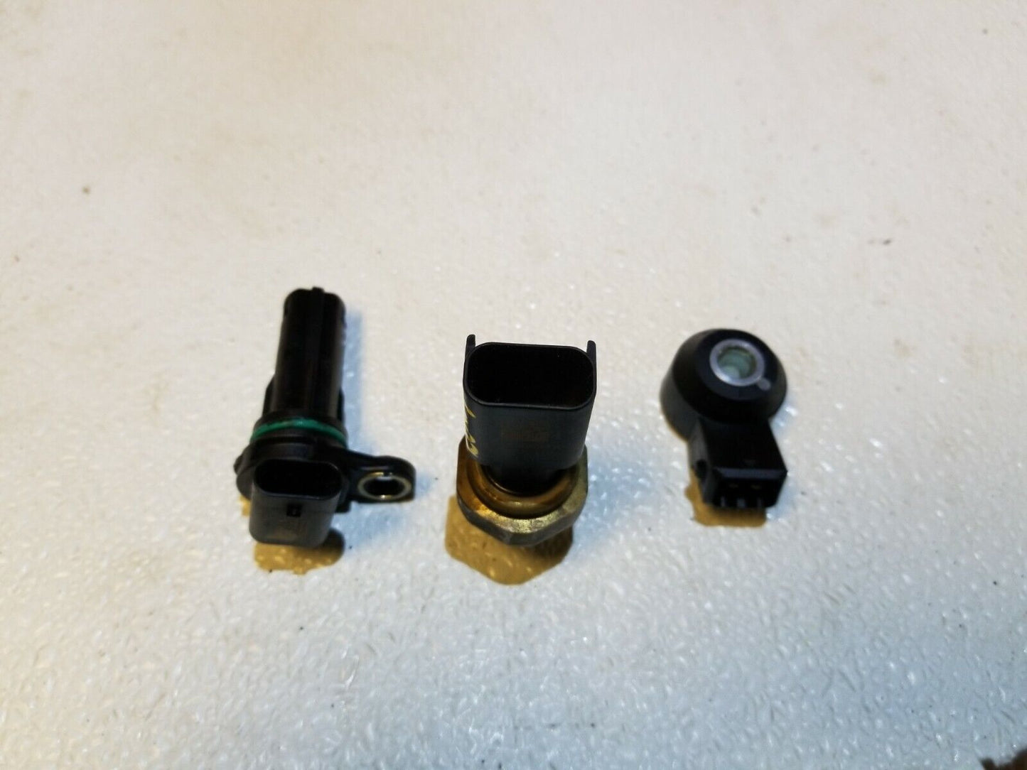 15 16 17 Jeep Renegade 2.4l Crankshaft Knock Oil Pressure Sensor OEM 20k Miles