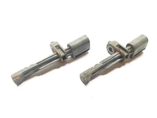 19 20 21 Volkswagen Jetta Speed Sensor Wht007147a 2pcs  OEM
