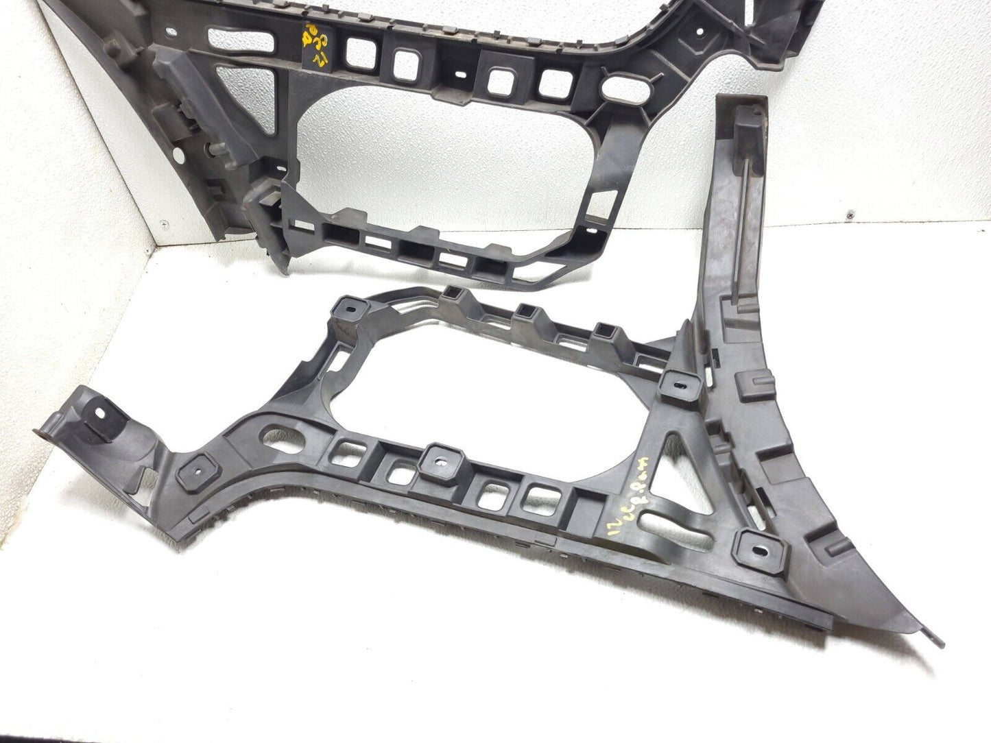 09 10 11 12 Volkswagen Cc Rear Bumper Bracket Left & Right Pair OEM