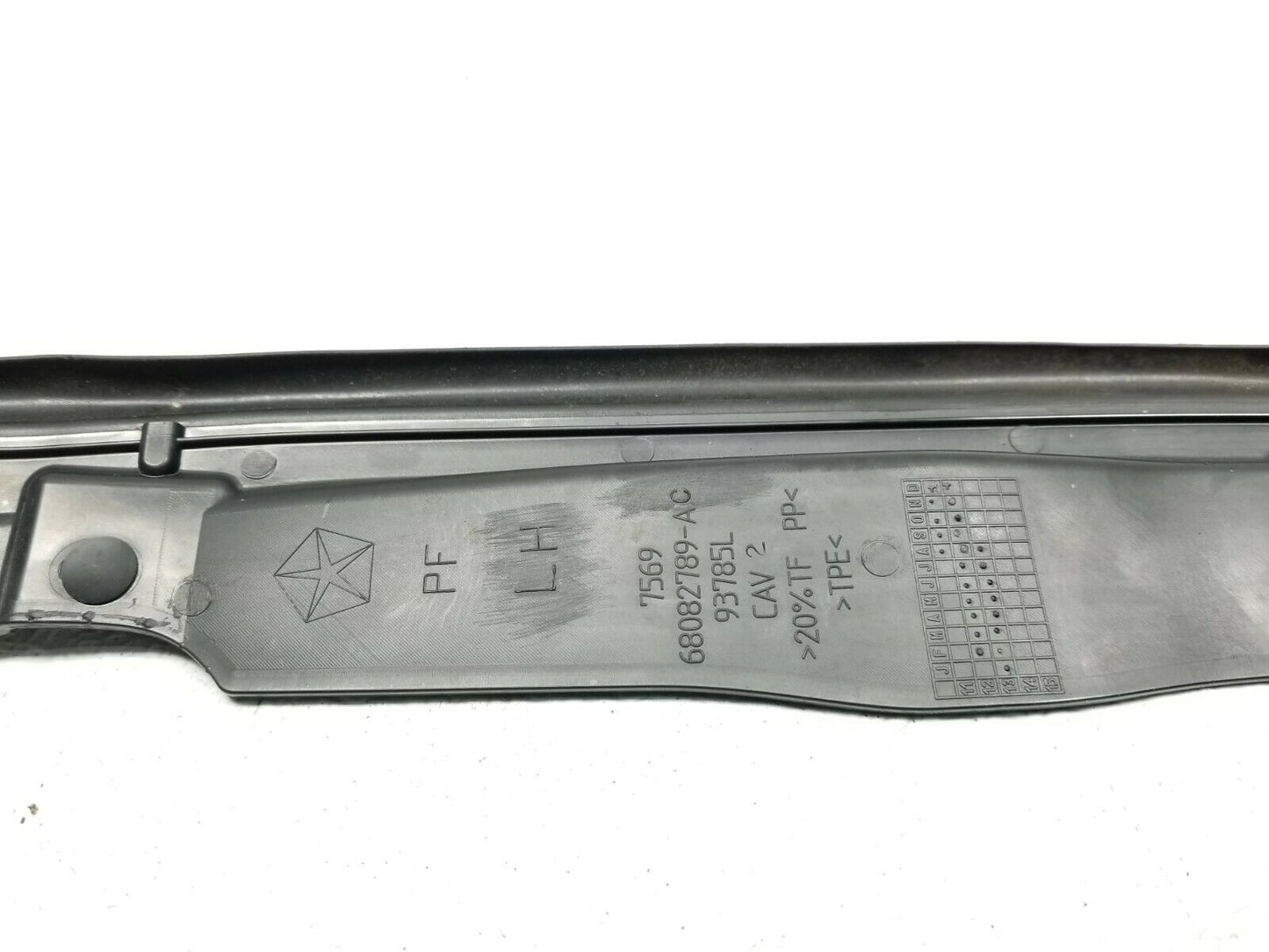 13 14 15 16 Dodge Dart Front Left Driver Door Seal OEM