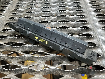 08 09 10 Jeep Grand Cherokee Srt8 Hazard Park Assist Dash Insert Module OEM