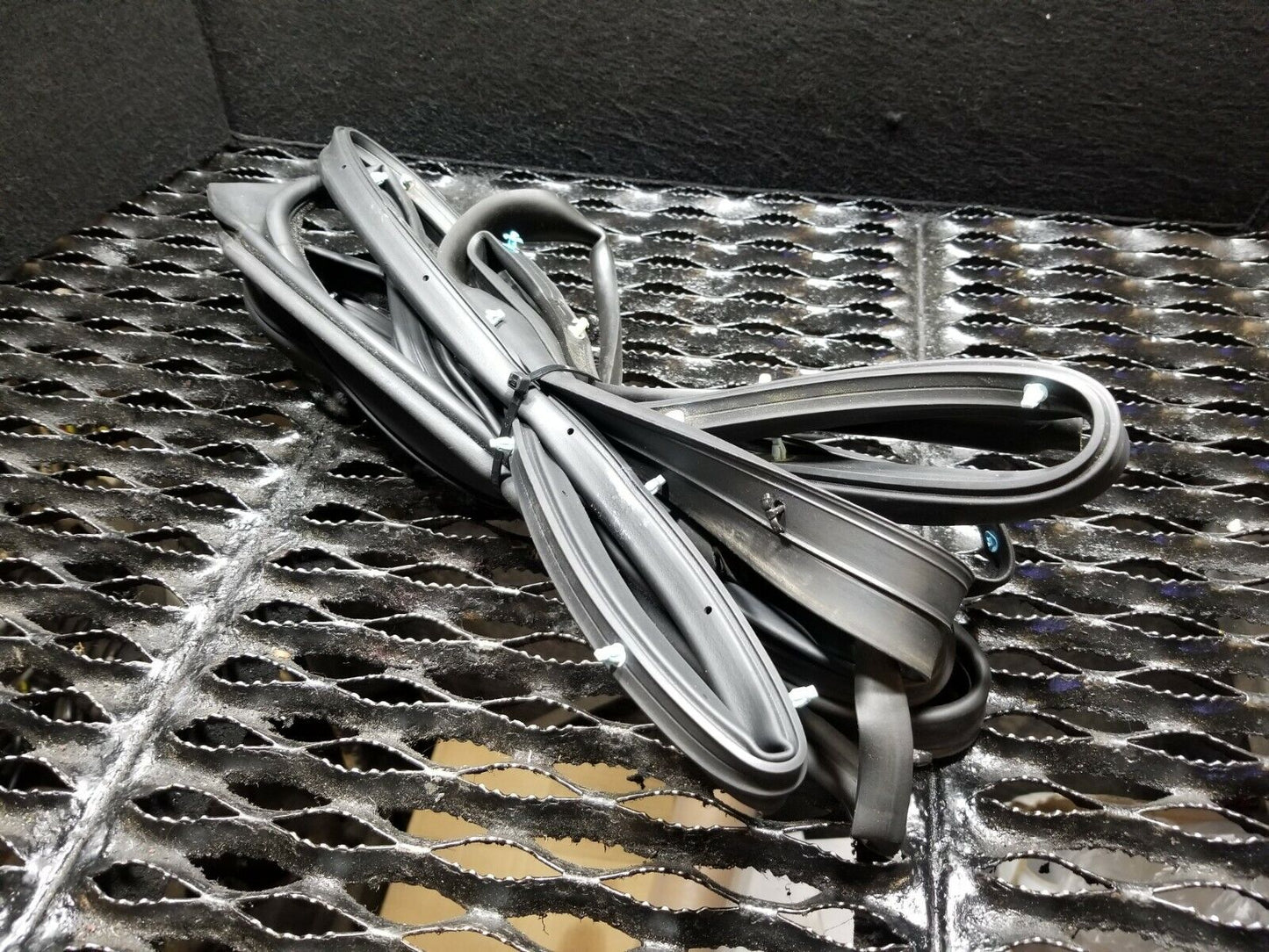 15 16 17 Acura TLX Rear Right Passenger Side Door Outer Weather Strip Seal OEM