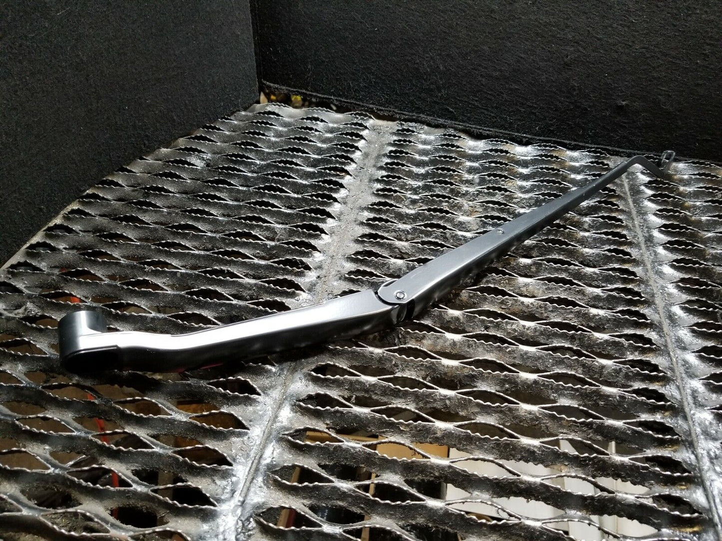 17 18 19 20 Cadillac Xt5 Wiper Arm Front Right Passenger OEM