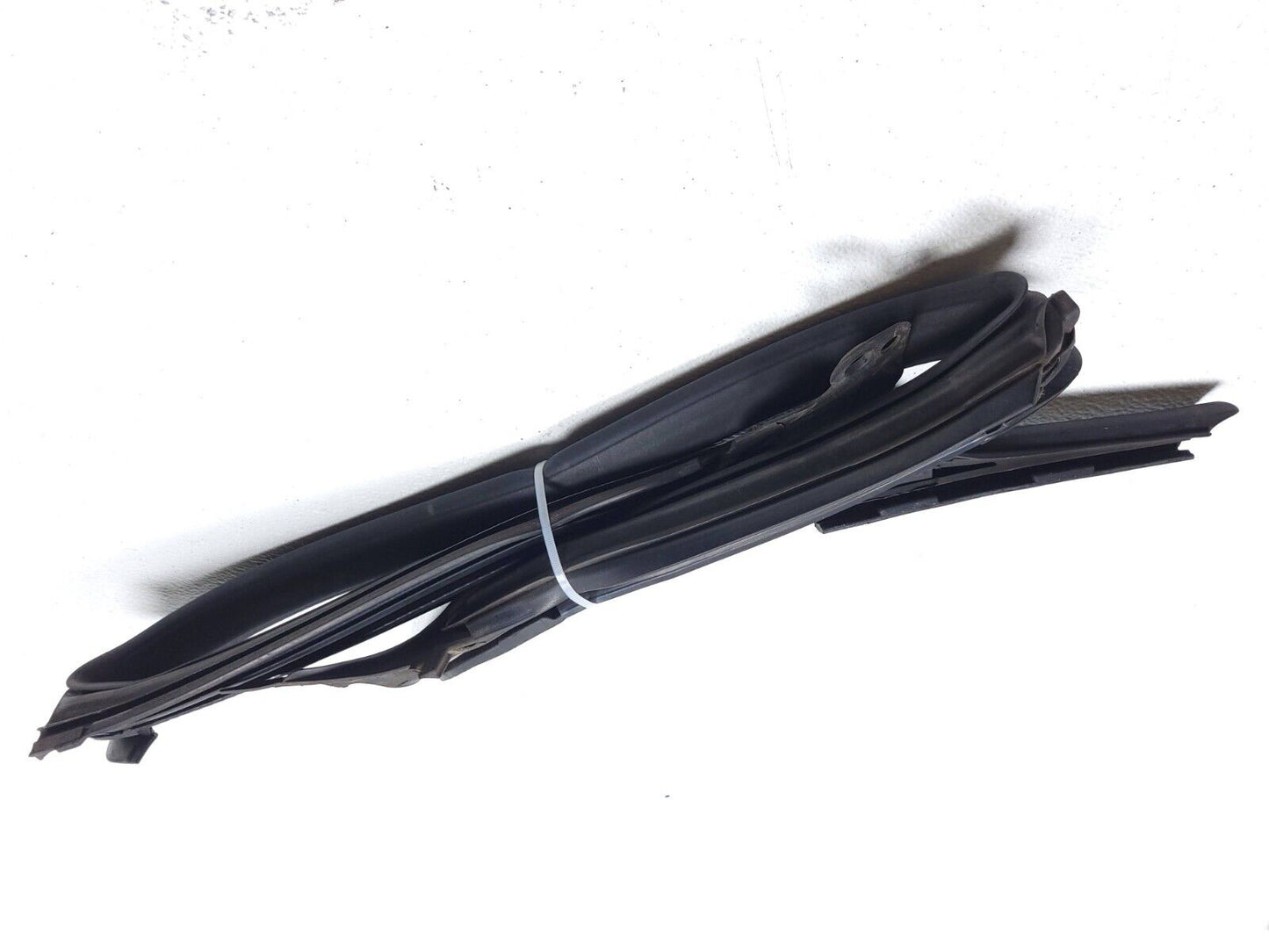 12 13 14 15 16 17 Audi A7 Door Weatherstrip Seal Rear Left Driver Side OEM