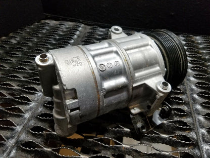 18 19 20 Ford Ecosport A/c Compressor OEM 532 Miles!