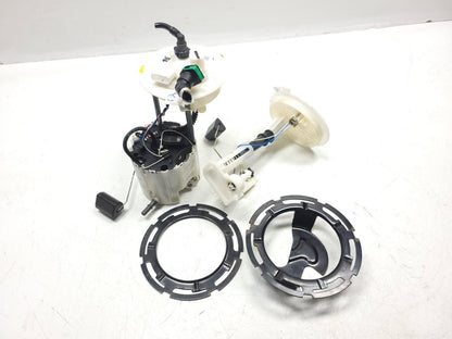 2013 - 2018 Cadillac Ats Fuel Pump & Sending Unit 2pcs OEM