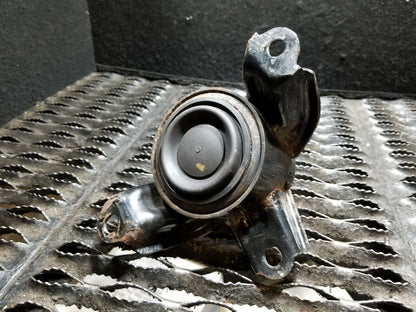 12 13 14 15 16 Hyundai Veloster Engine Motor Mount Right Passenger Side OEM