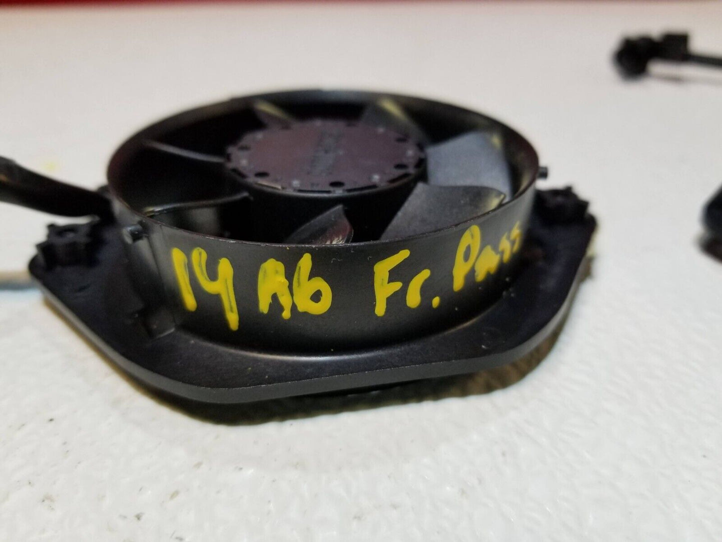 12 13 14 15 Audi A6 Front Right Passenger Seat Cooling Fan 2pcs OEM