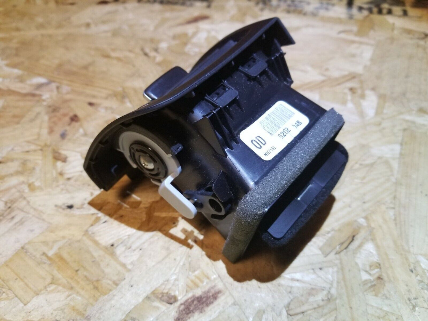 09 10 11 14 Acura Tl Front Dash Air Vent Left Driver Side OEM