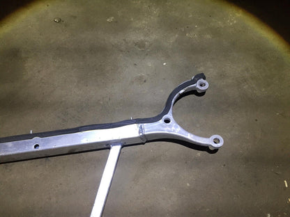 04 05 06 07 08 Audi A8 4.2 Strut Tower Brace Cross Member Bracket OEM