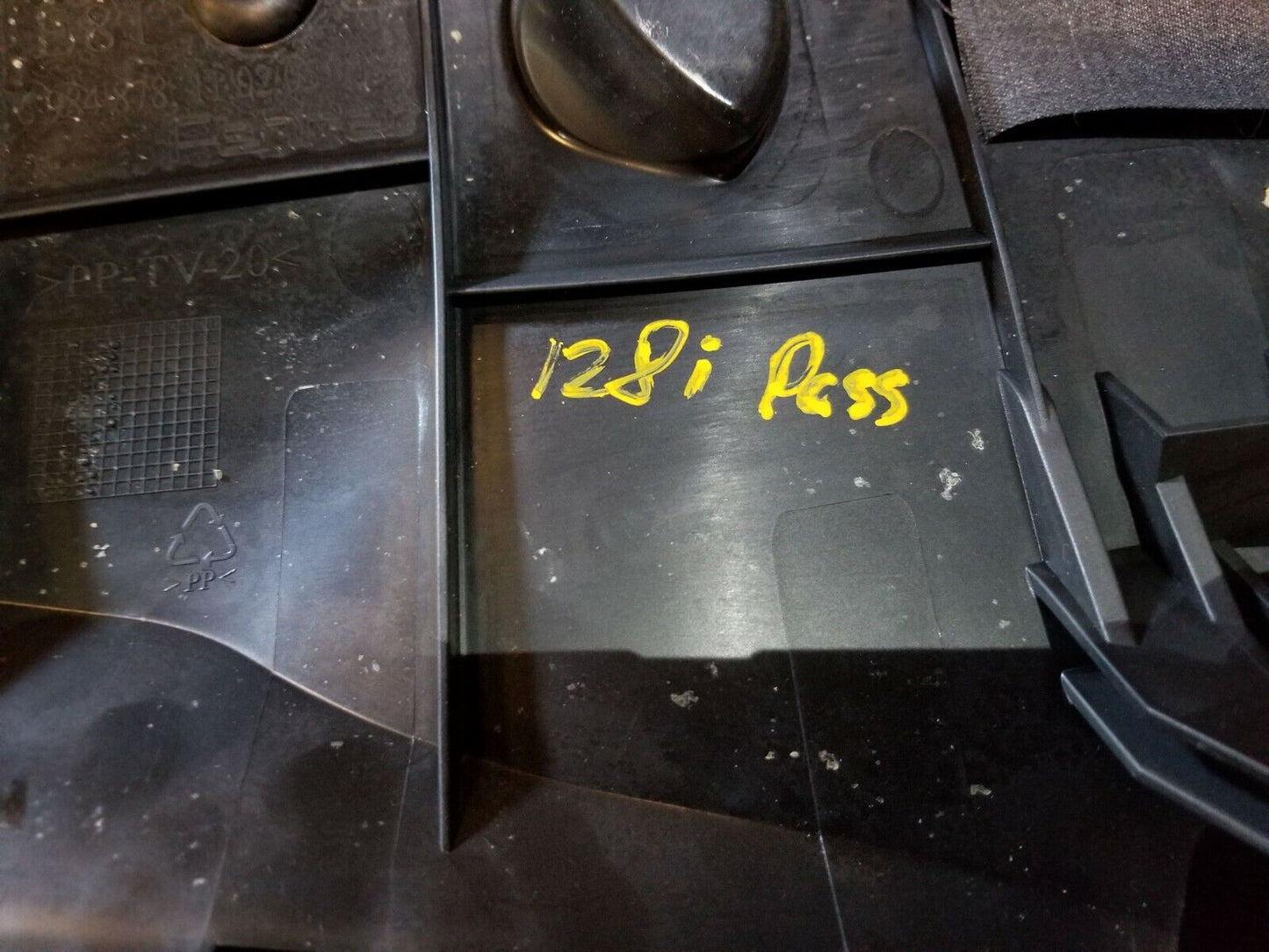 2011 2012 2013 BMW 128i Right Rear Interior Leather Seat Bolster Trim Piece Poem