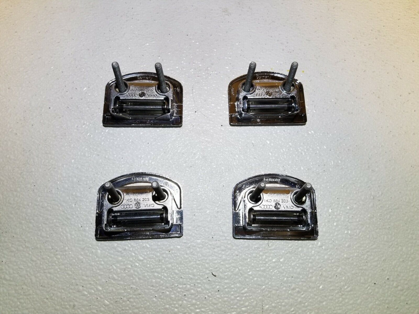 11 12 13 14 15  Audi Q7 Trunk Tie Down Hook 1k0864203 4pcs OEM 87k