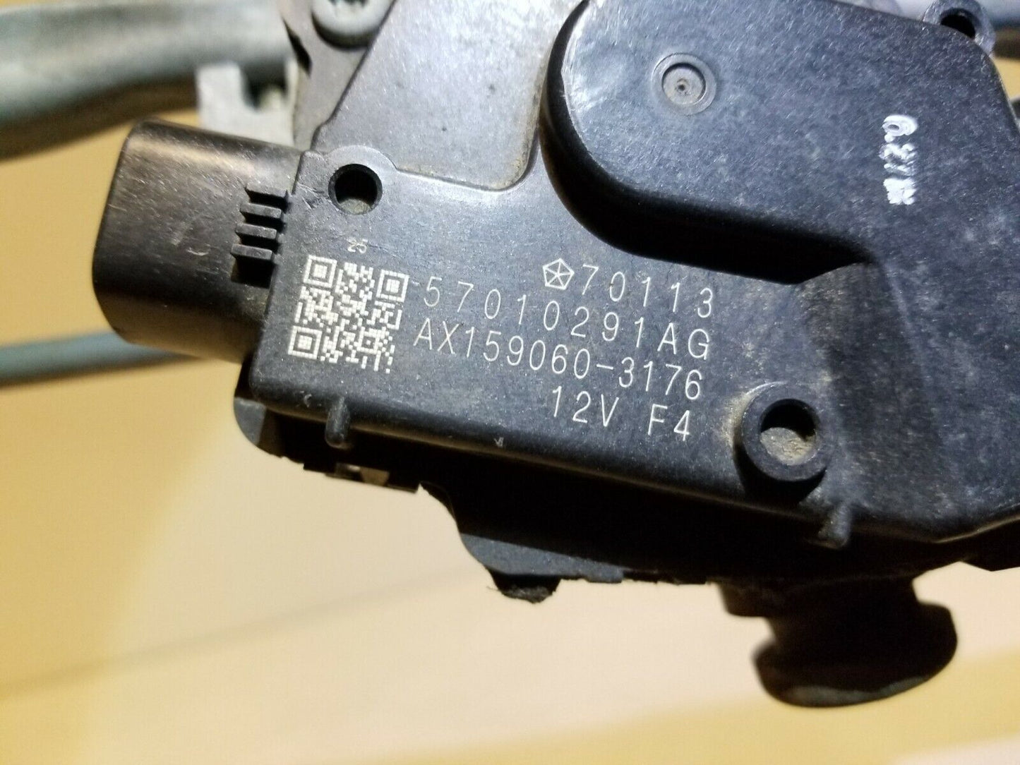 11 12 13 14 Dodge Charger Windshield Wiper Motor W/ Linkage OEM 92k