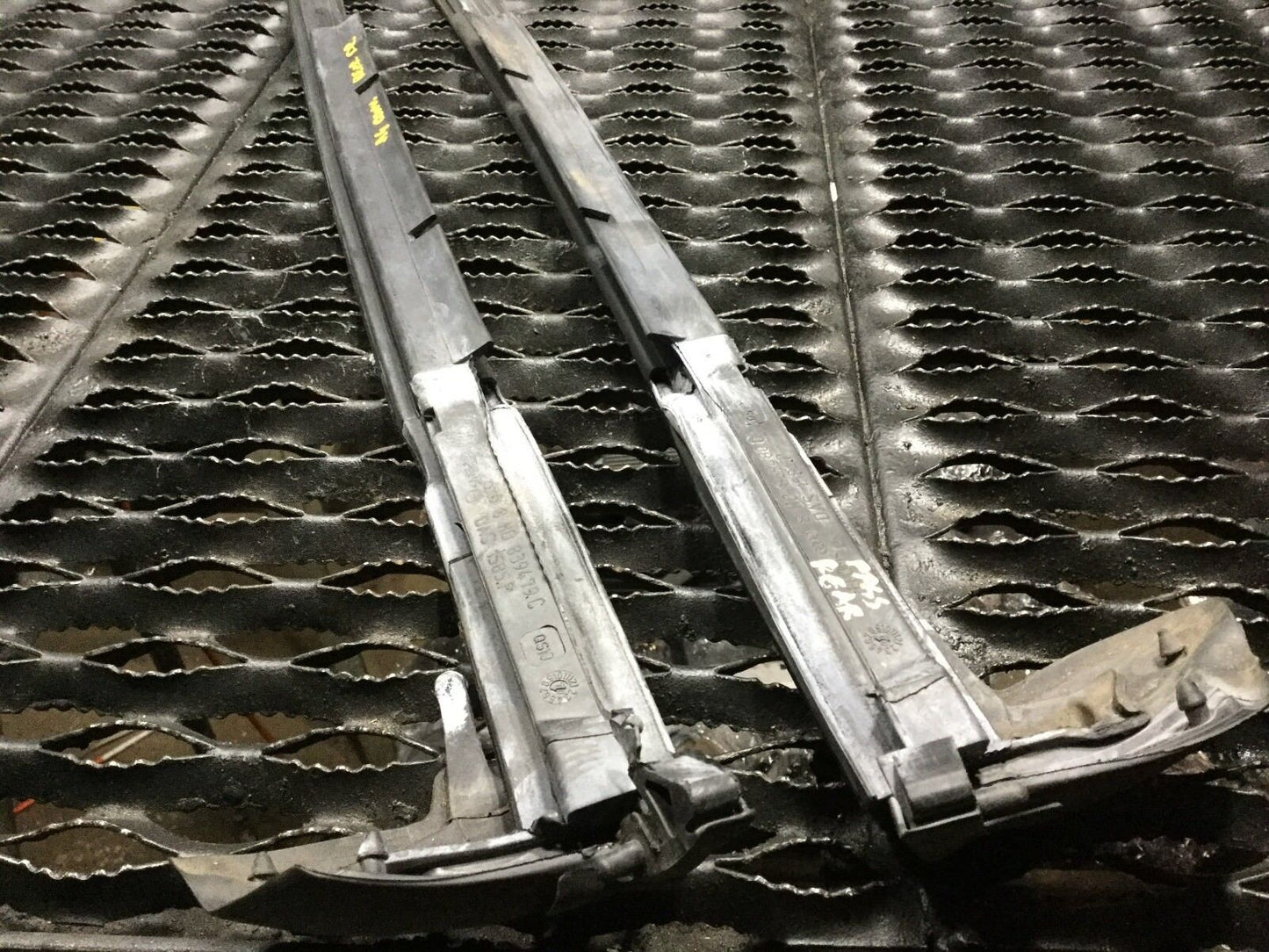 03 04 05 06 Audi A4 B6 Cabrio Inner Window Slot Seal Trim Left & Right Pair OEM