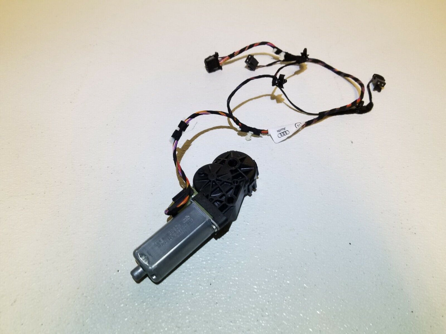 13 14 15  Audi Q7 Front Left Driver Seat Recliner Motor OEM 87k Miles